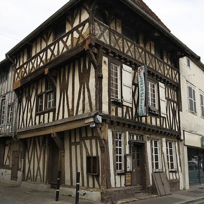 Photo de Maison à pans de bois, Rue Catel à Saint-Dizier