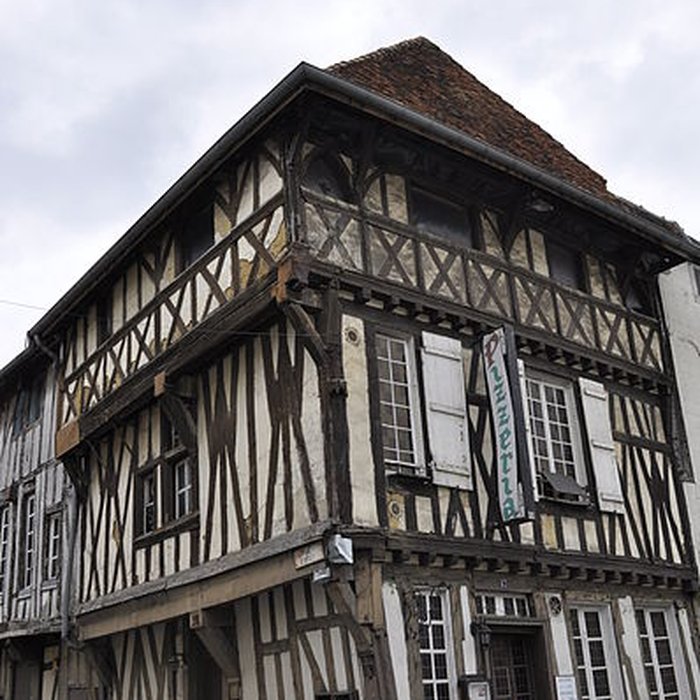 Photo de Maison à pans de bois, Rue Catel à Saint-Dizier