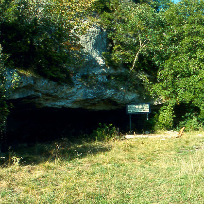 Photo de Gisement préhistorique du Moustier à Saint-Léon-sur-Vézère