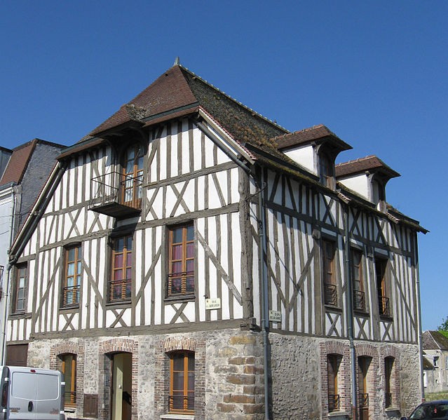 Photo de Maison à pans de bois, Rue de l'Abreuvoir à Bray-sur-Seine
