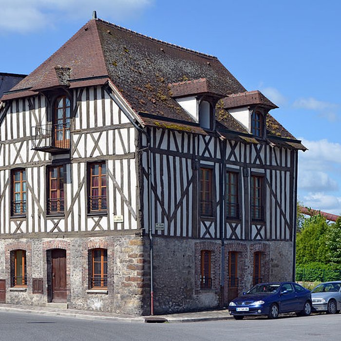 Photo de Maison à pans de bois, Rue de lAbreuvoir à Bray-sur-Seine
