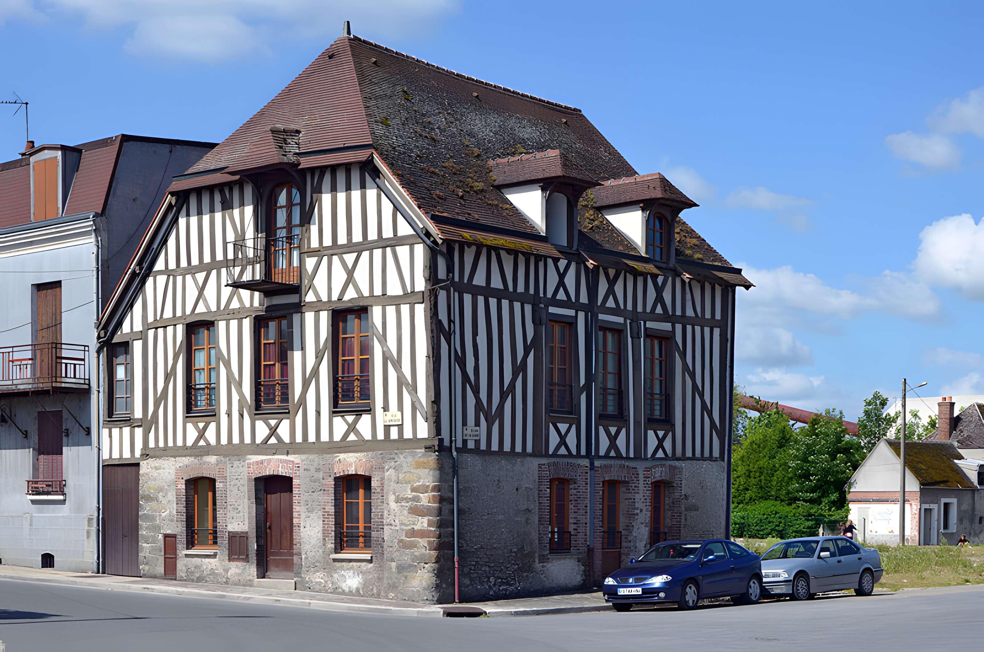 Maison à pans de bois, Rue de l'Abreuvoir à Bray-sur-Seine
