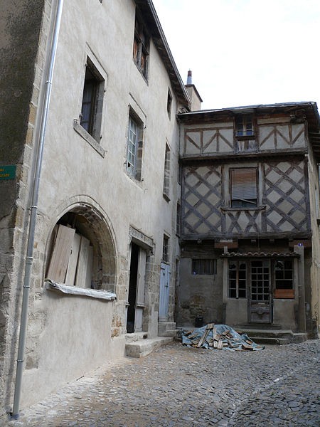 Photo de Maison à pans de bois, Rue Saint-Cerneuf à Billom