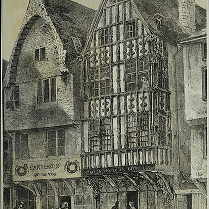 Photo de Maison à pans de bois, Rue Saint-Julien à Reims