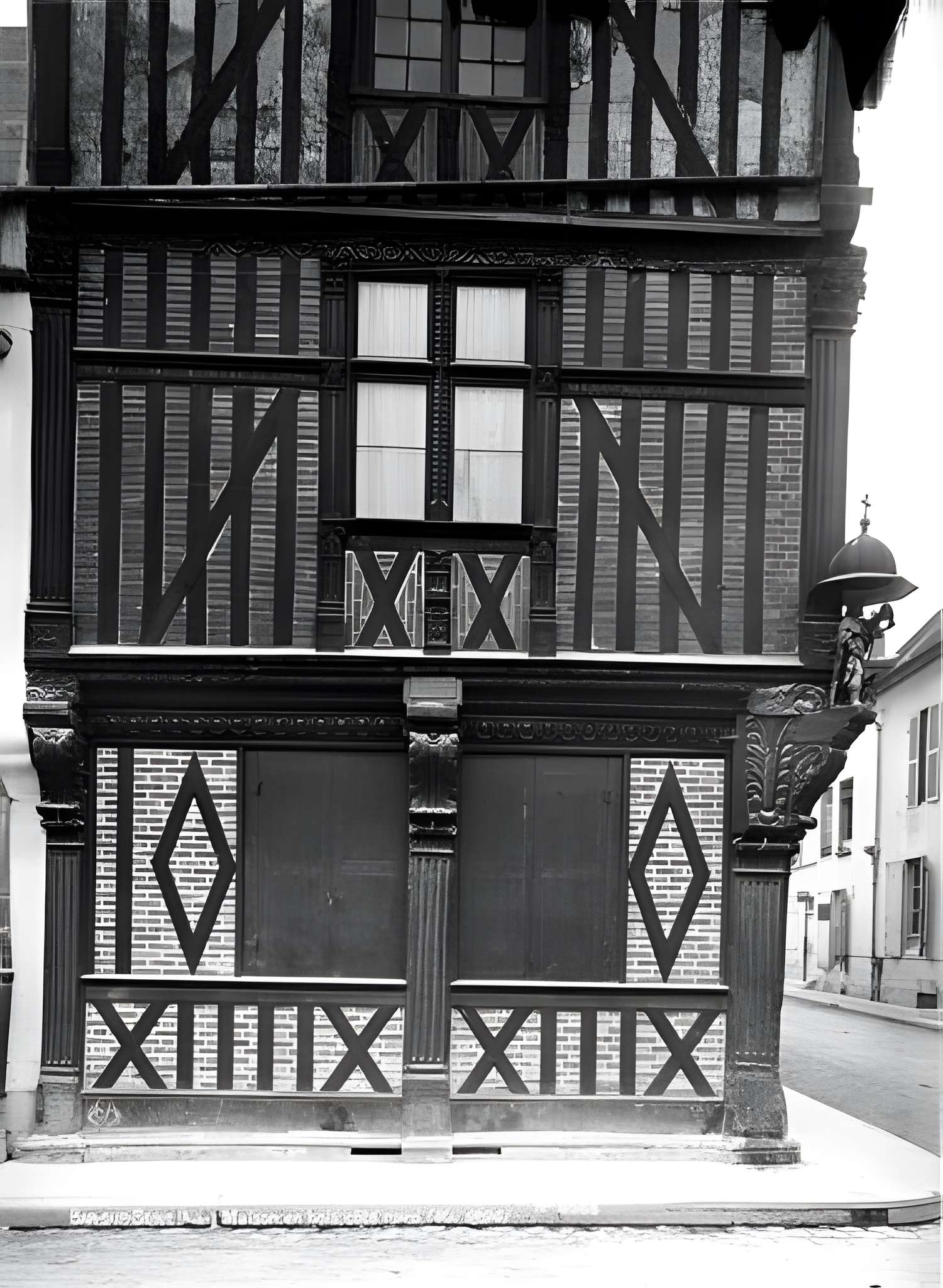 Maison à pans de bois, Rue Victor-Hugo à Bar-sur-Seine