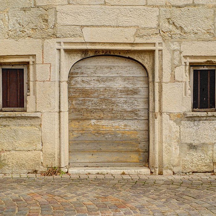 Photo de Maison à tourelle à Delle