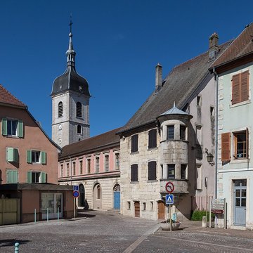 Maison à tourelle à Delle