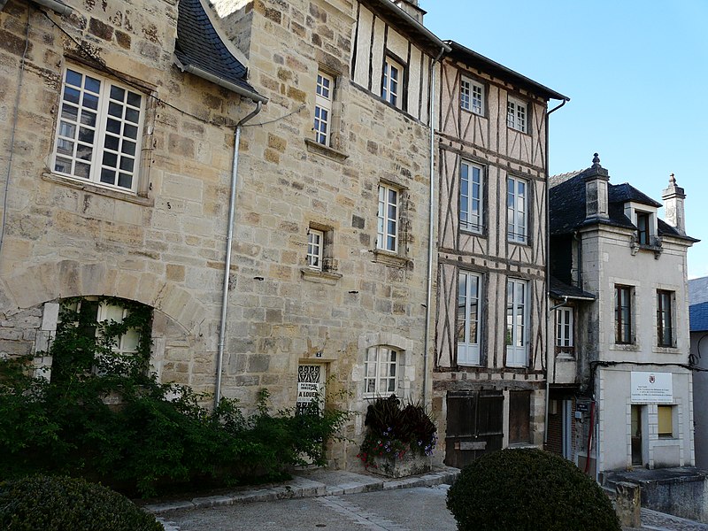 Maison Bouquier à Terrasson-Lavilledieu