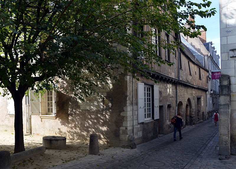 Photo de Maison canoniale de Saint-Pierre-le-Puellier à Tours
