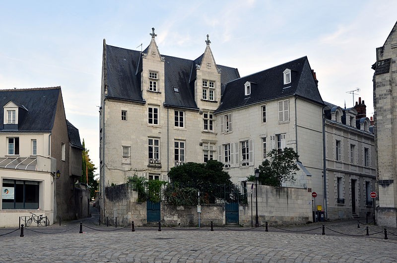 Photo de Maison canoniale, 1 Place Grégoire-de-Tours à Tours