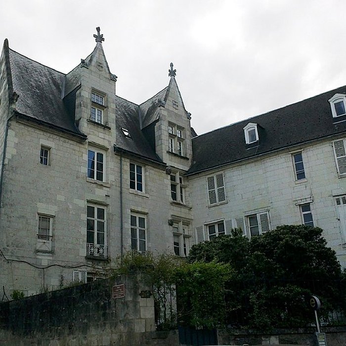 Photo de Maison canoniale, 1 Place Grégoire-de-Tours à Tours