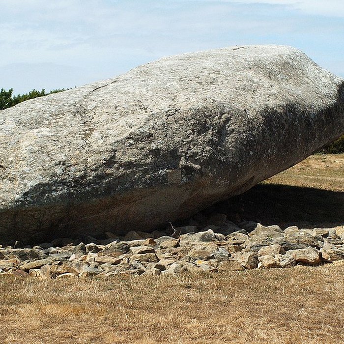 Photo de Grand menhir brisé dEr Grah à Locmariaquer