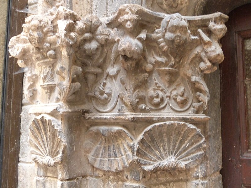 Maison Combettes à Villefranche-de-Rouergue