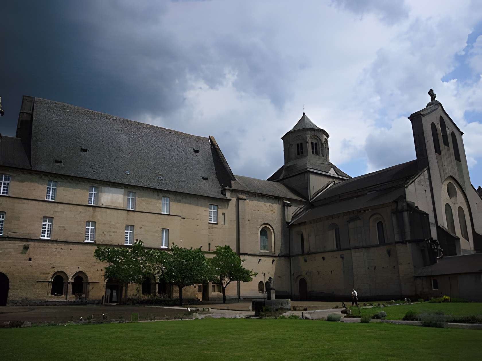Abbaye Saint-Etienne d'Aubazine 