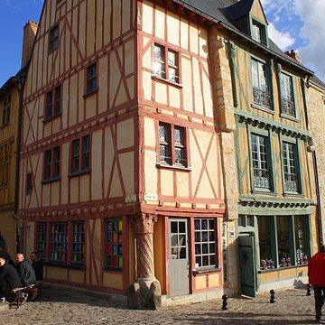 Maison dAdam et Ève du Mans