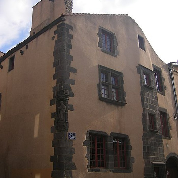 Photo de Maison, 1 Rue Saint-Antoine à Riom