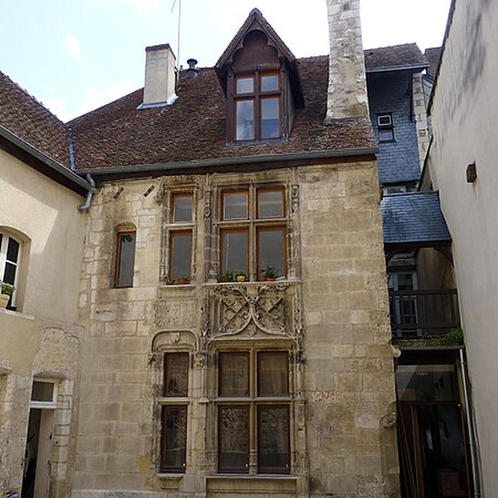 Photo de Maison de Bienaimé Georges à Bourges