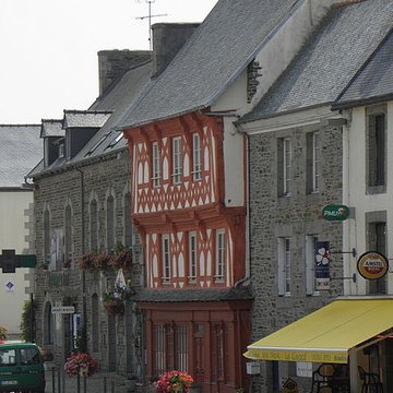 Maison de bois à La Roche-Derrien