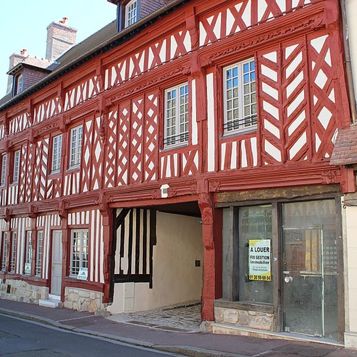 Photo de Maison de bois, 39 Rue de Paris à Houdan