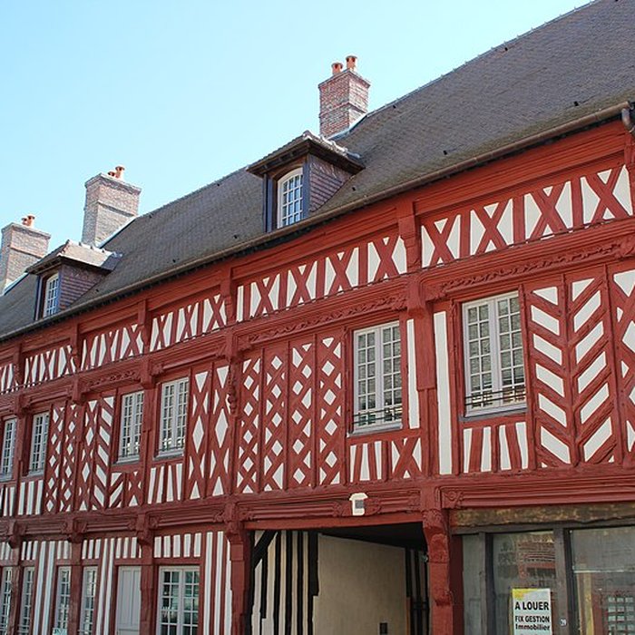 Photo de Maison de bois, 39 Rue de Paris à Houdan