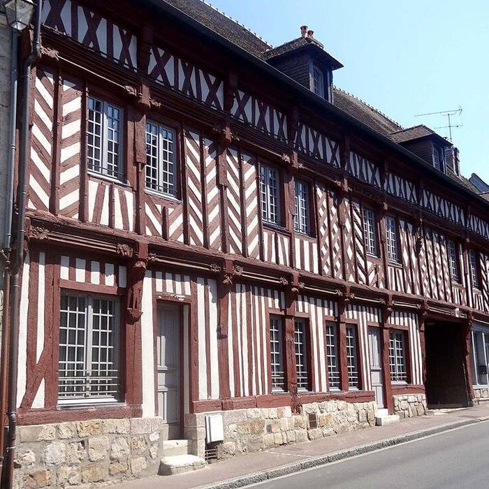 Photo de Maison de bois, 39 Rue de Paris à Houdan