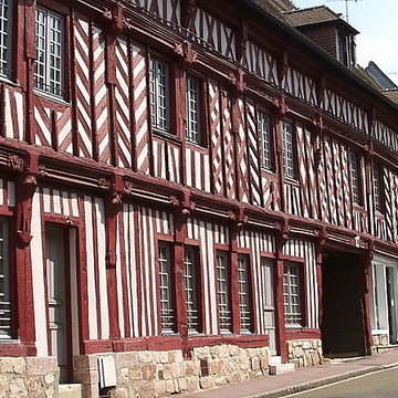 Maison de bois, 39 Rue de Paris à Houdan