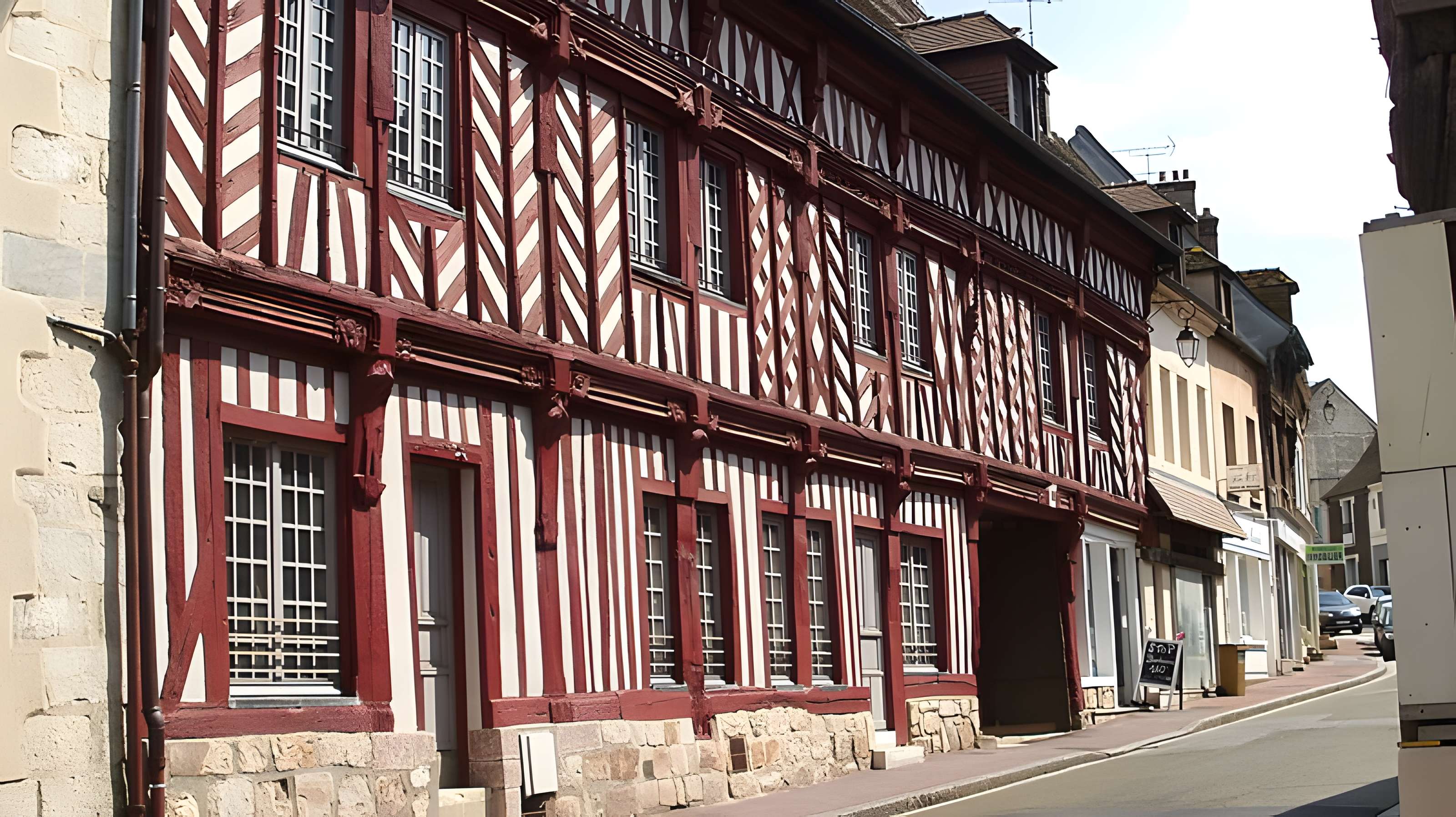 Maison de bois, 39 Rue de Paris à Houdan
