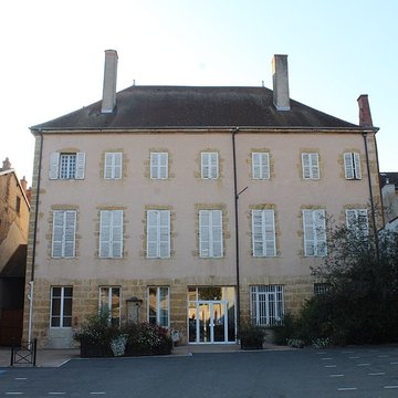 Maison de bois, Rue de lHôtel-de-Ville à Marcigny