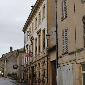 Maison de bois, Rue de lHôtel-de-Ville à Marcigny