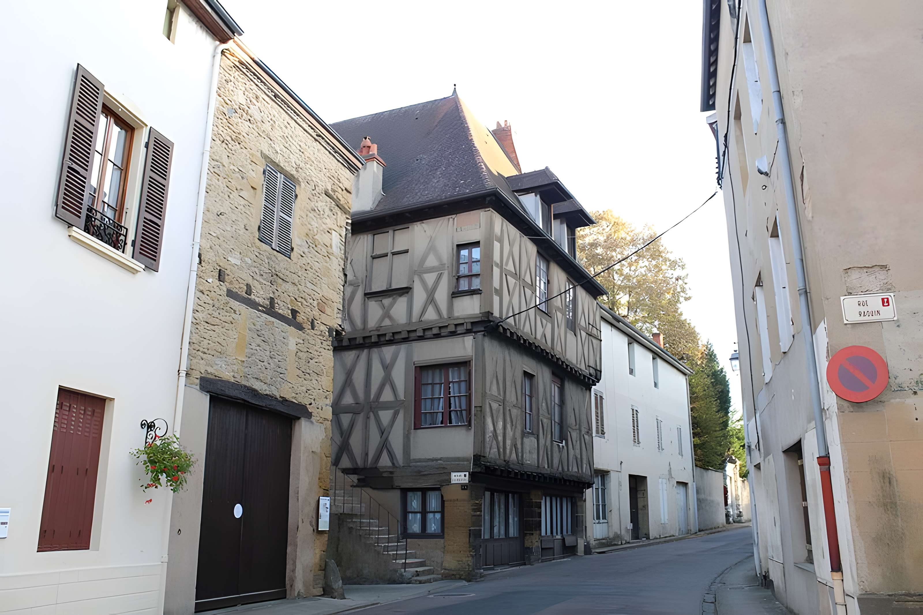 Maison de bois, Rue de l'Hôtel-de-Ville à Marcigny