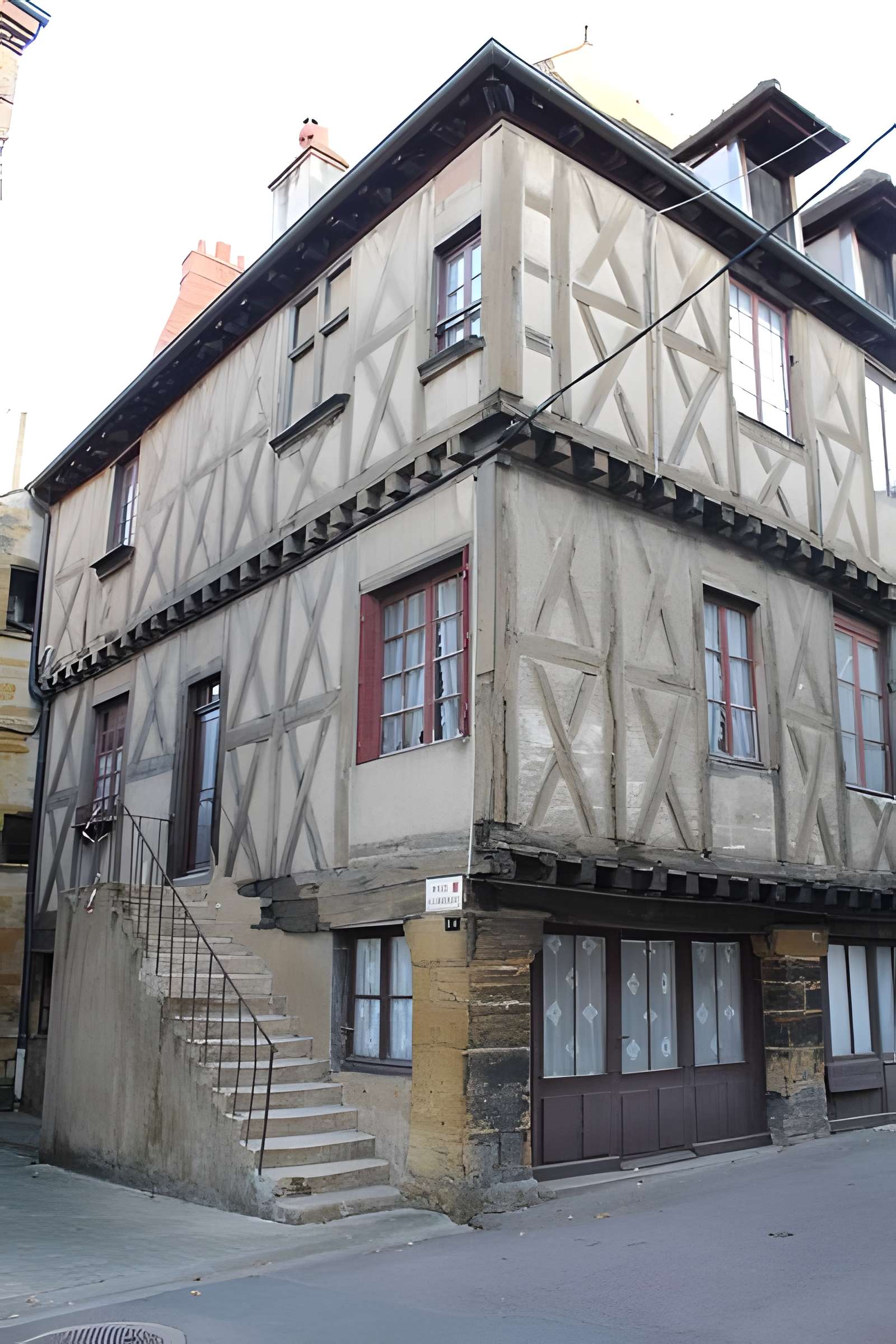 Maison de bois, Rue de l'Hôtel-de-Ville à Marcigny