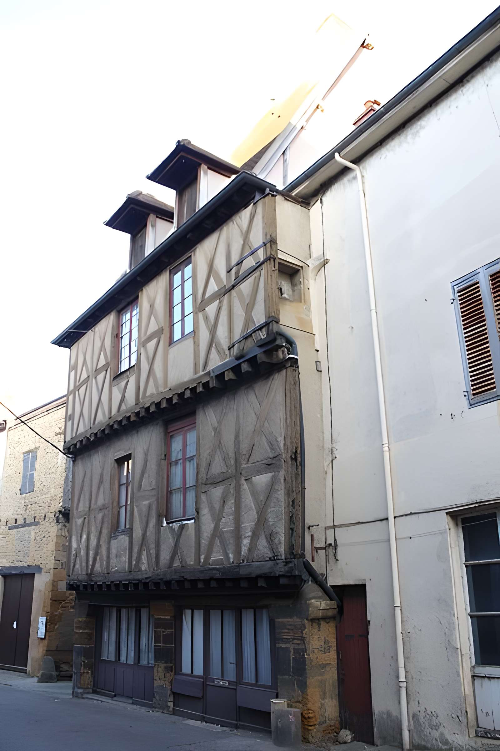 Maison de bois, Rue de l'Hôtel-de-Ville à Marcigny