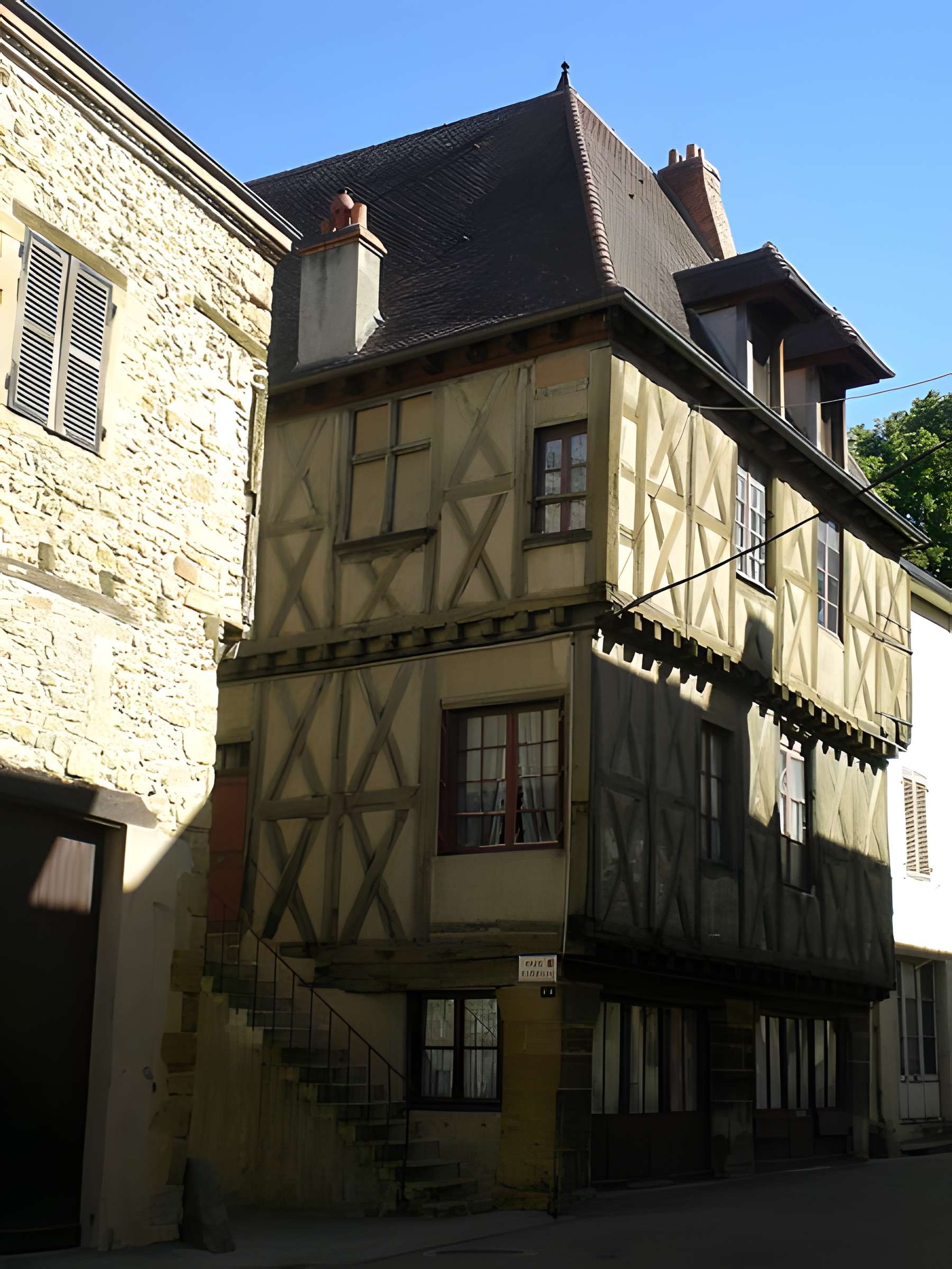 Maison de bois, Rue de l'Hôtel-de-Ville à Marcigny