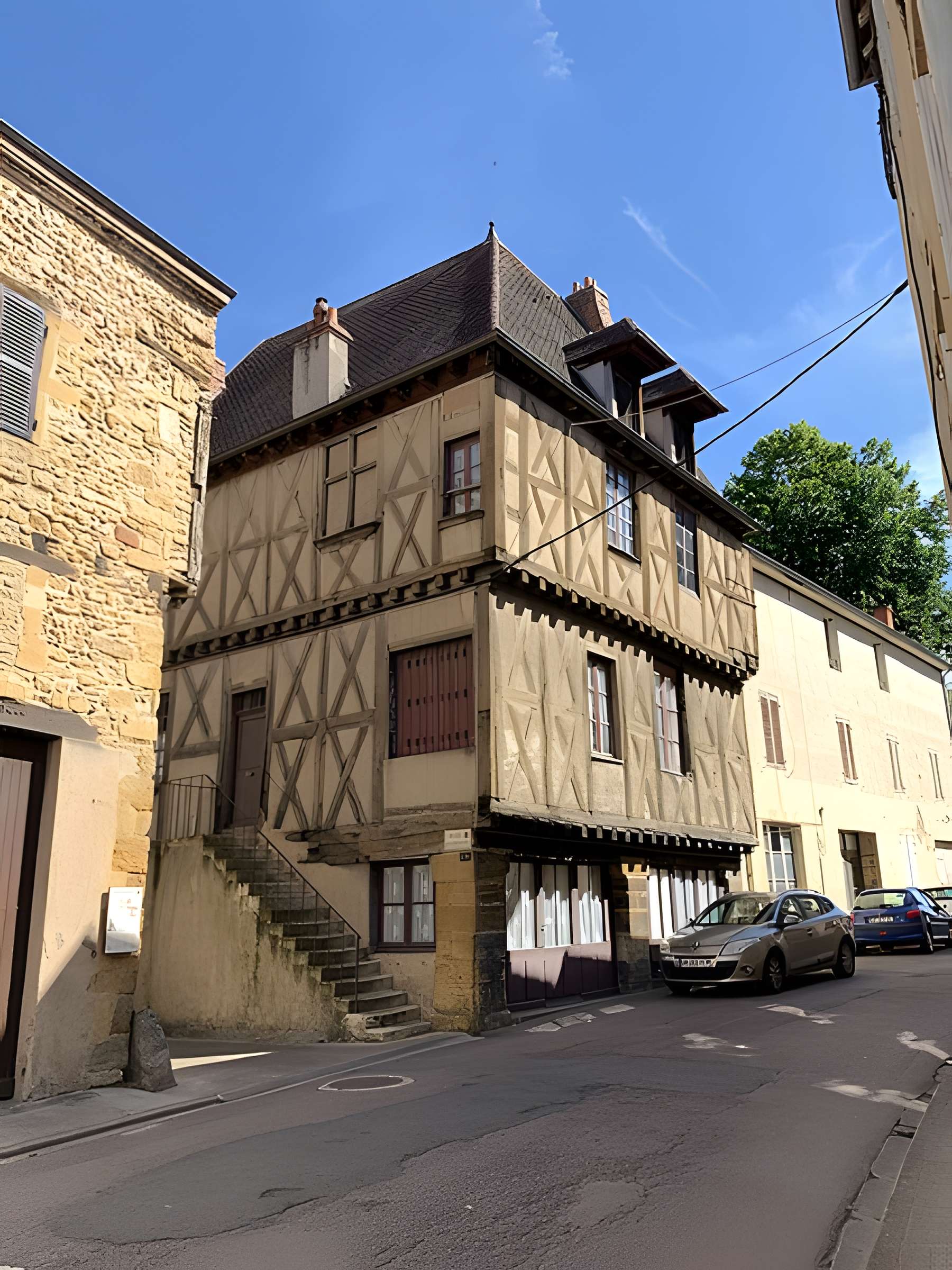 Maison de bois, Rue de l'Hôtel-de-Ville à Marcigny