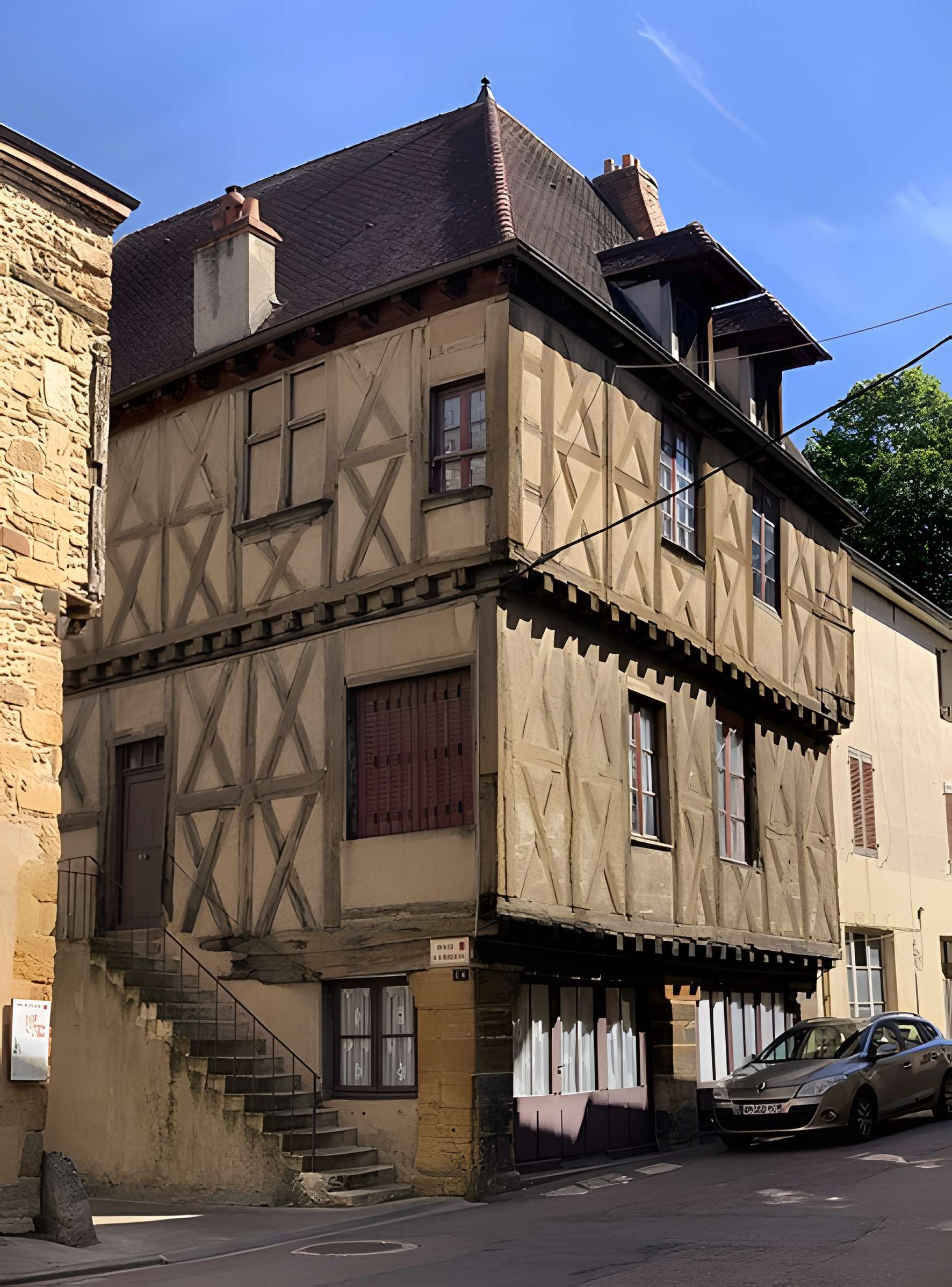 Maison de bois, Rue de l'Hôtel-de-Ville à Marcigny