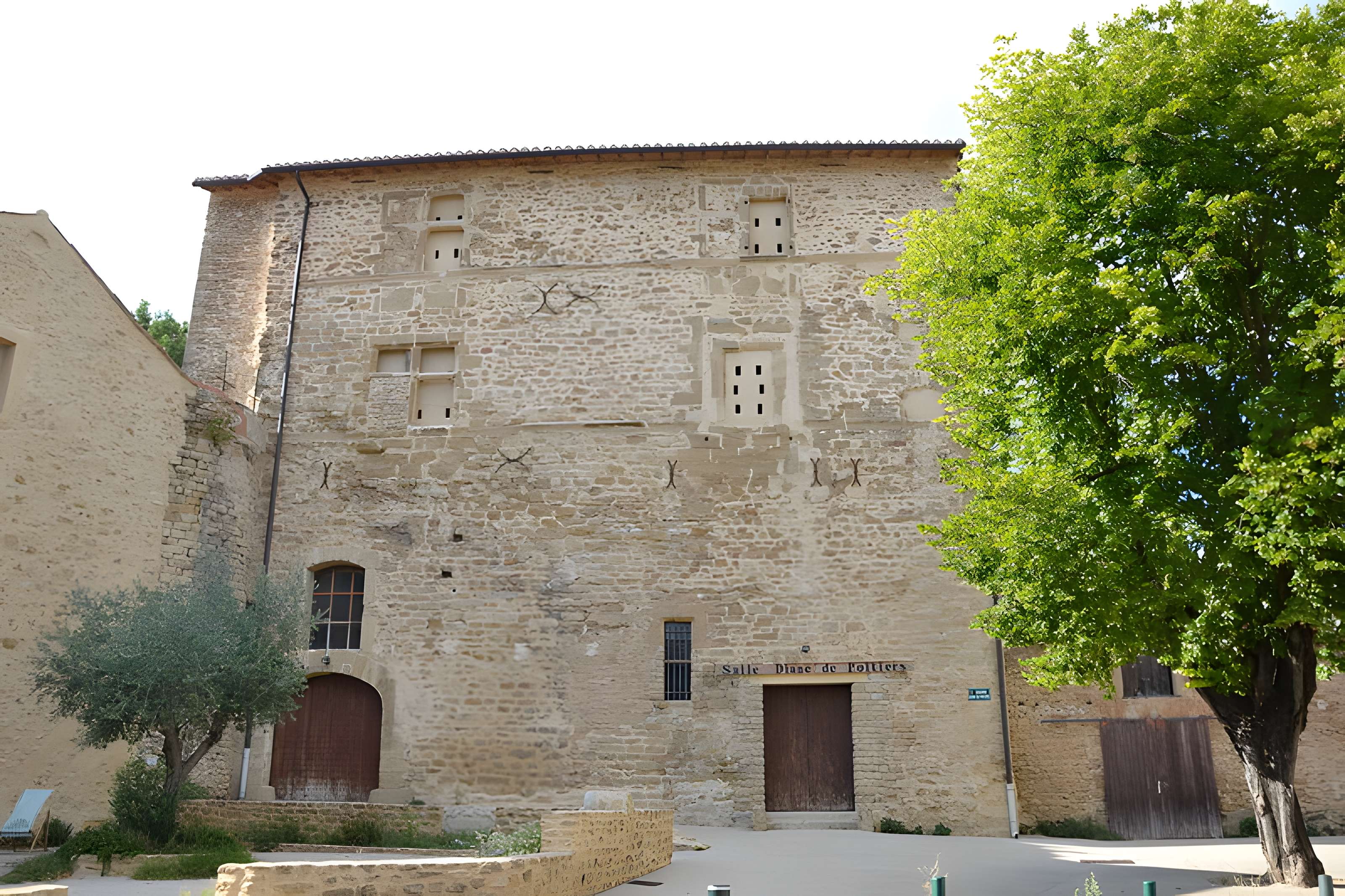 Maison de Diane de Poitiers à Sérignan-du-Comtat