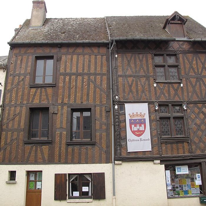 Photo de Maison de Jeanne dArc à Château-Renard