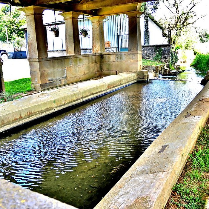 Photo de Grande fontaine de Frasne-le-Château