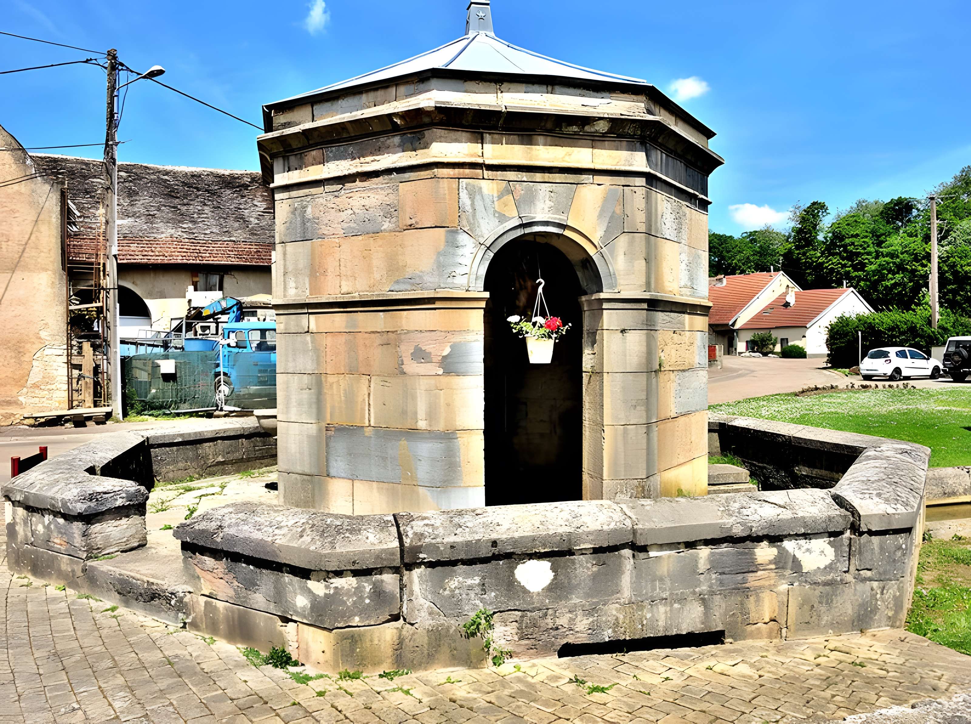 Grande fontaine de Frasne-le-Château