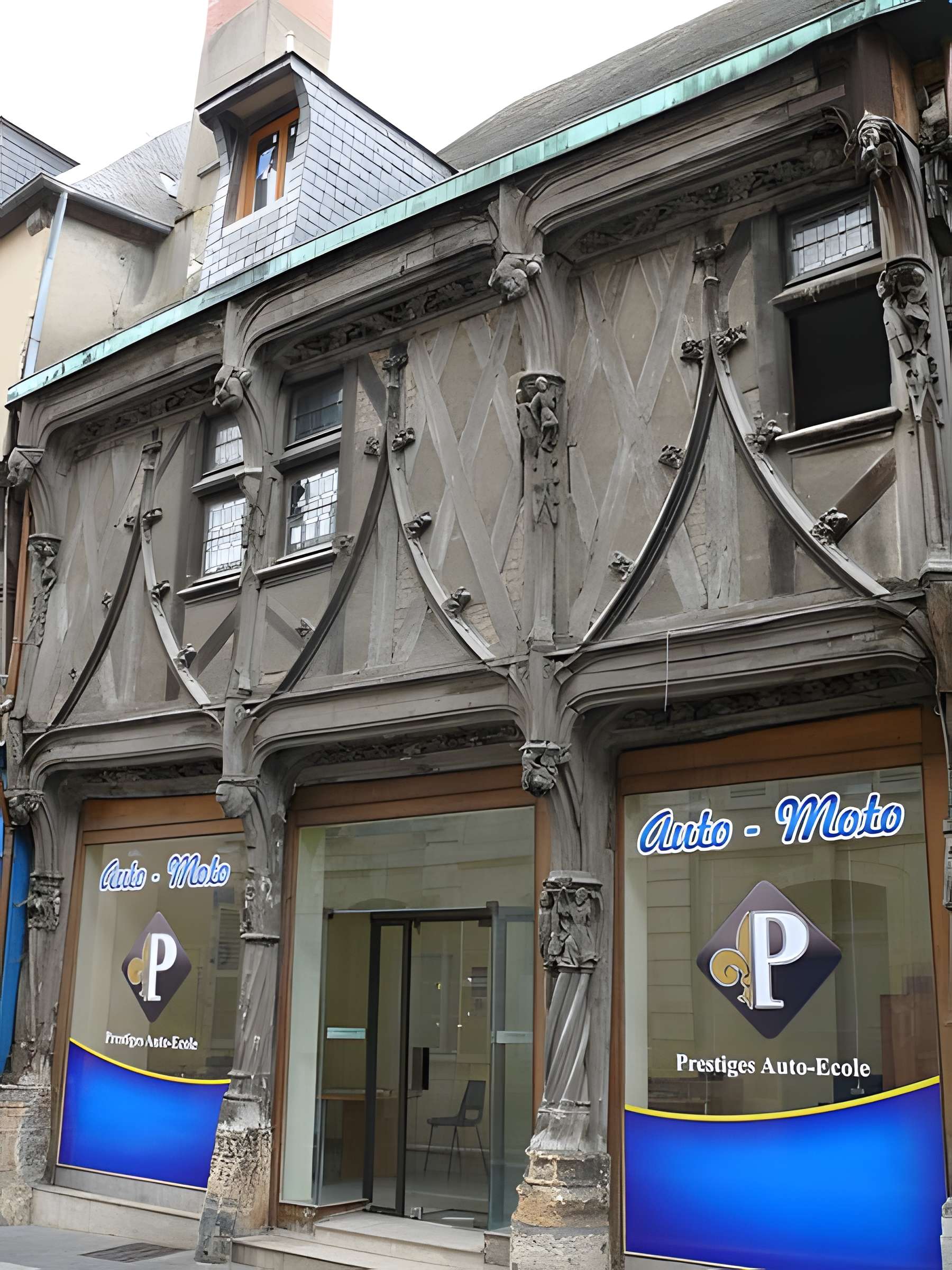 Maison de la Reine Blanche à Bourges 