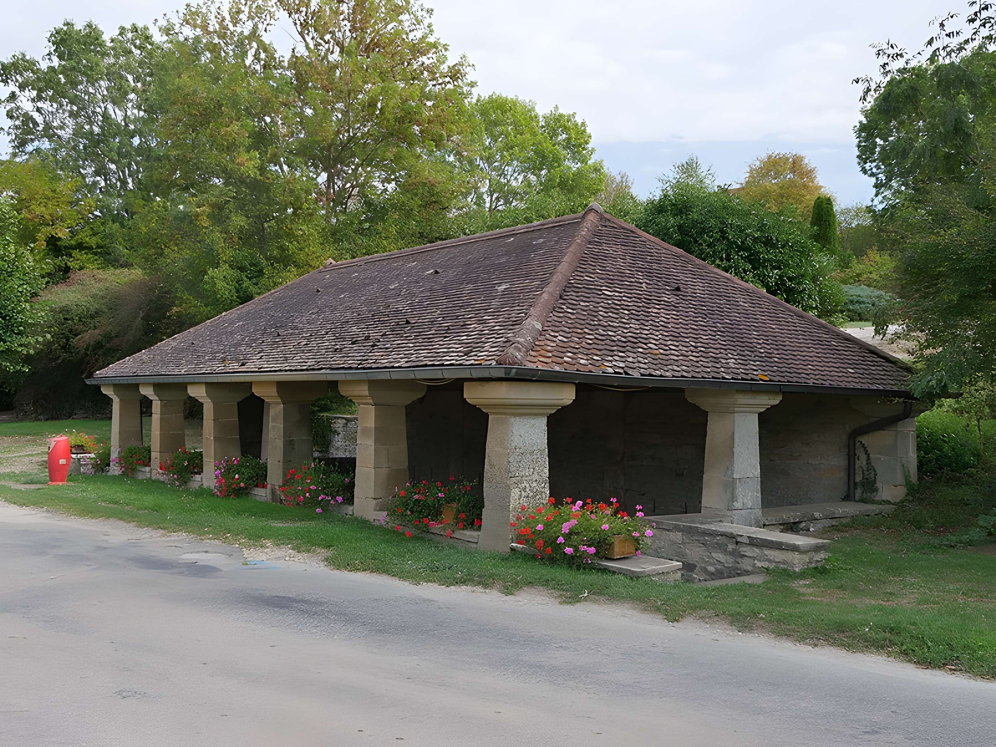 Grande fontaine de Mollans