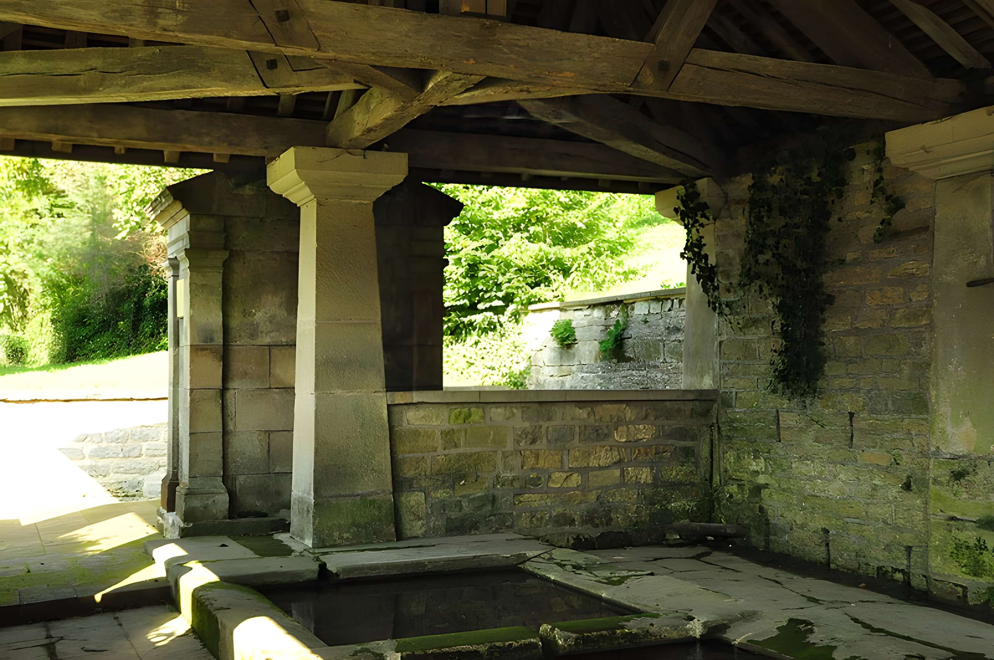 Grande fontaine de Mollans