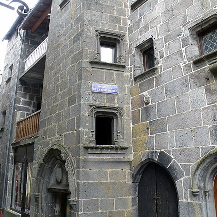 Photo de Maison de la reine Margot à Besse-et-Saint-Anastaise