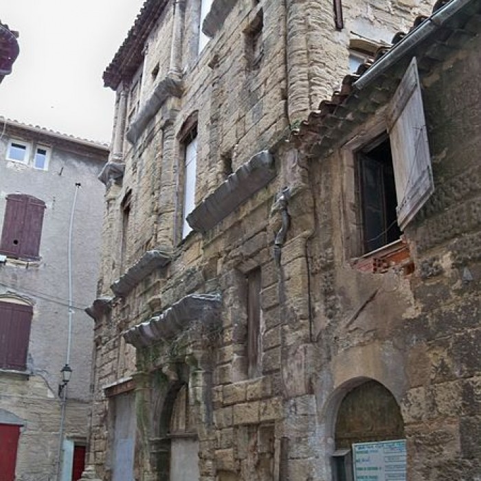 Photo de Maison de la Reine-Jeanne à Pertuis