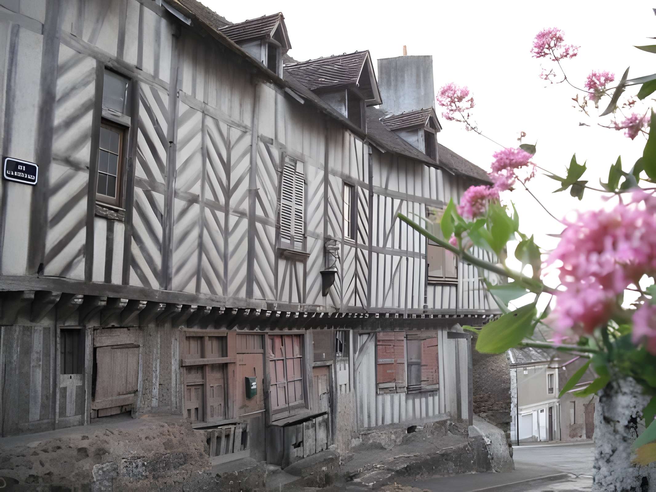 Maison de la Vierge à Châteaudun 