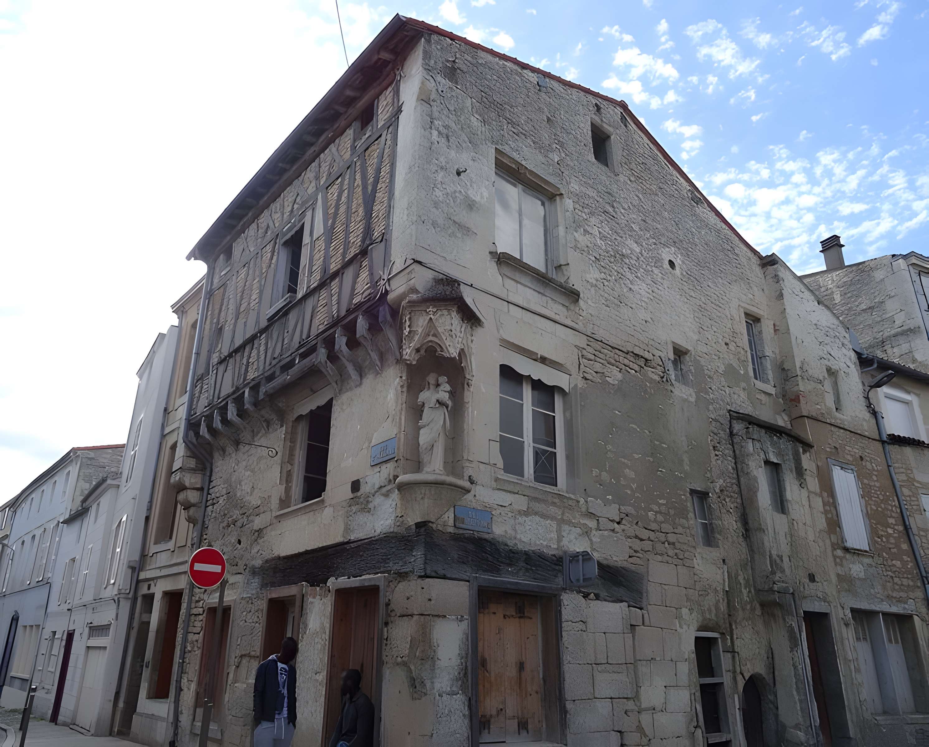 Maison de la Vierge à Niort