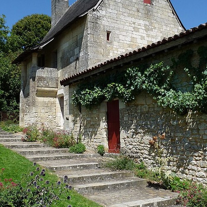 Photo de Maison de Rabelais à Seuilly