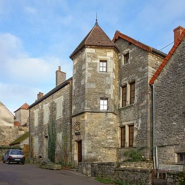 Maison de Saint-Georges à Châteauneuf-en-Auxois 
