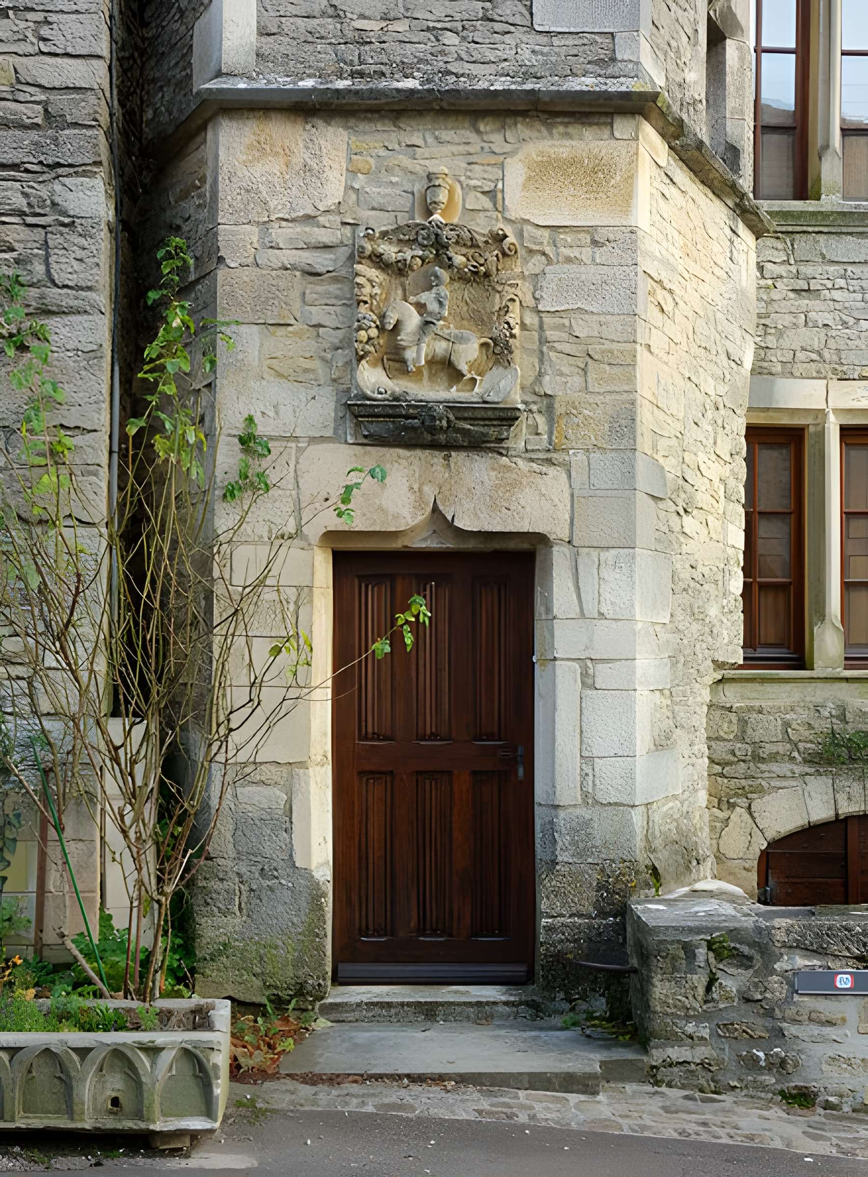 Maison de Saint-Georges à Châteauneuf-en-Auxois 