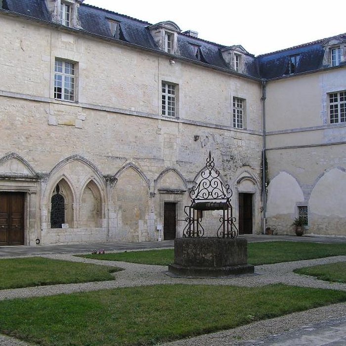 Photo de Abbaye Saint-Étienne de Bassac